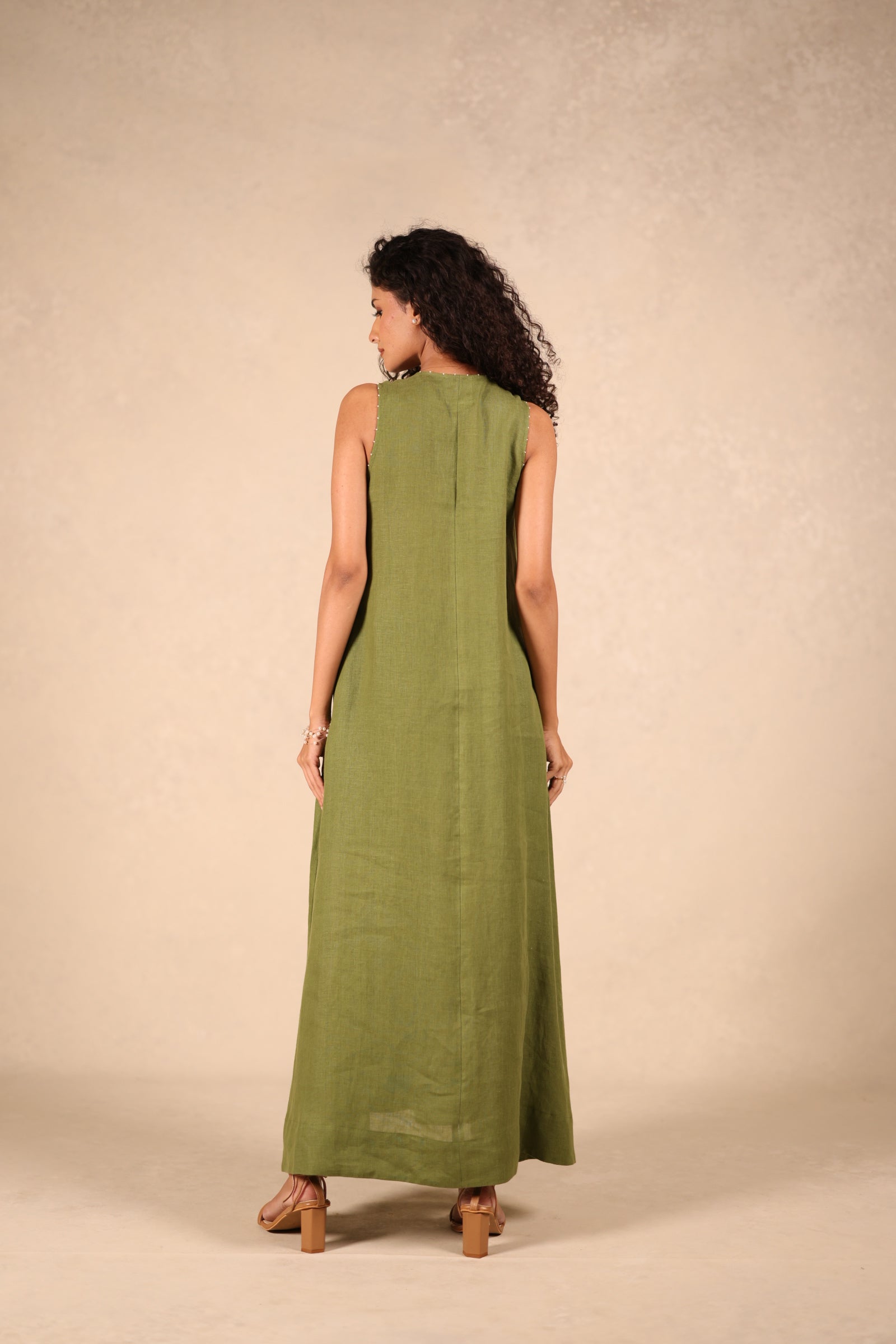 Linen v-neck panel dress