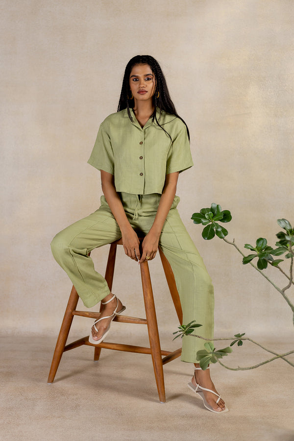 Day 19 - Linen Crop Shirt - Meadow Green