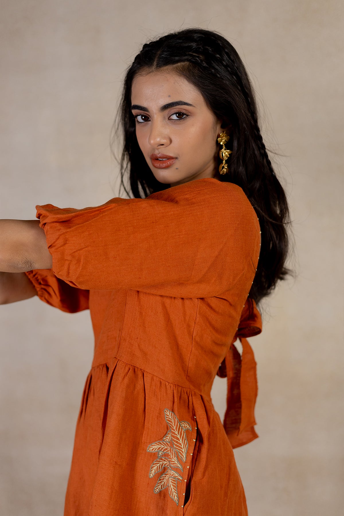 Day 6 Dress With Back Knot - Tan Rust