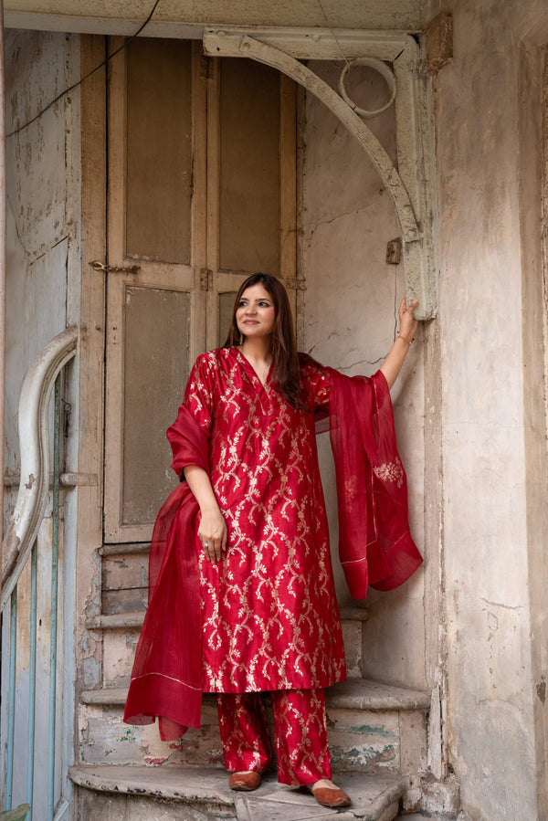 Banarasi Sadabahar Kurta Set - Red