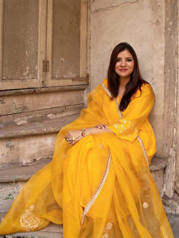 chanderi basant Kurta set - kesariya peela