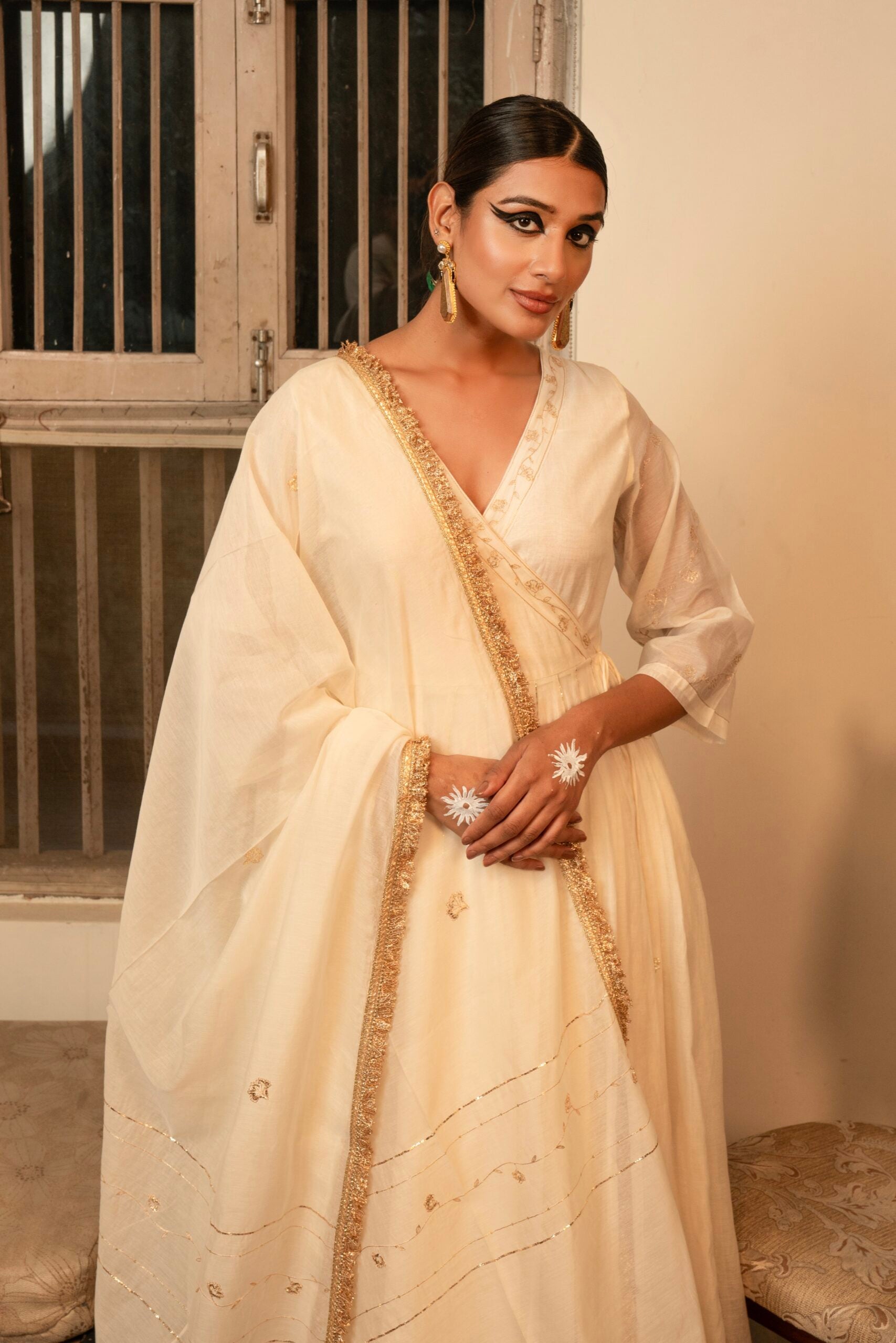 Lehariya Angarkha set - Ivory White