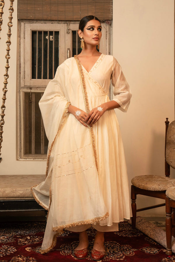 Lehariya Angarkha set - Ivory White