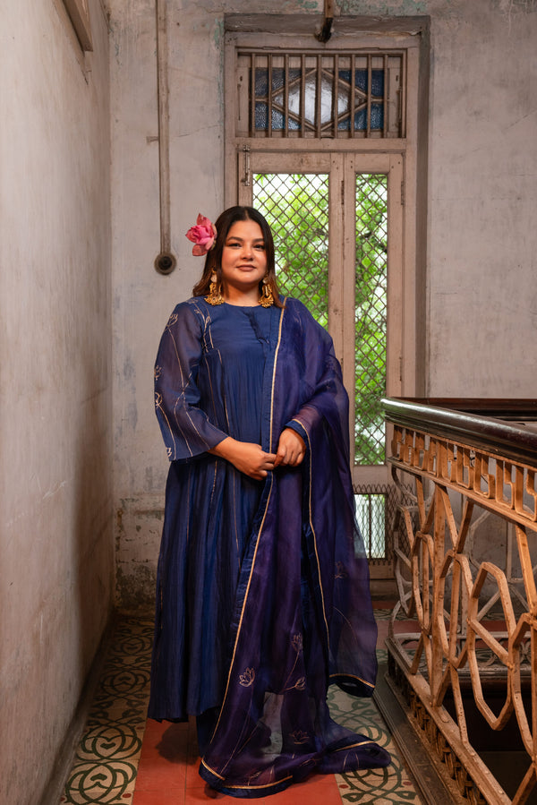 Neel Kamal kurta set - Mayur Neela