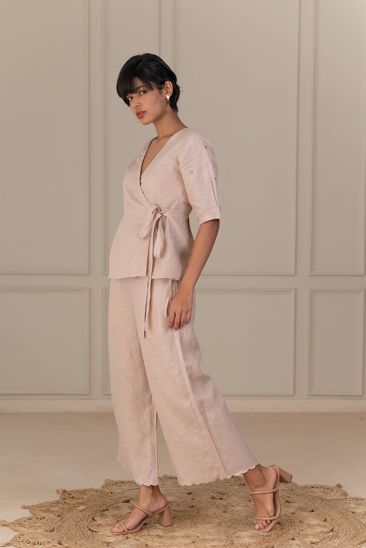 HANNAH LINEN WRAP TOP - Beige