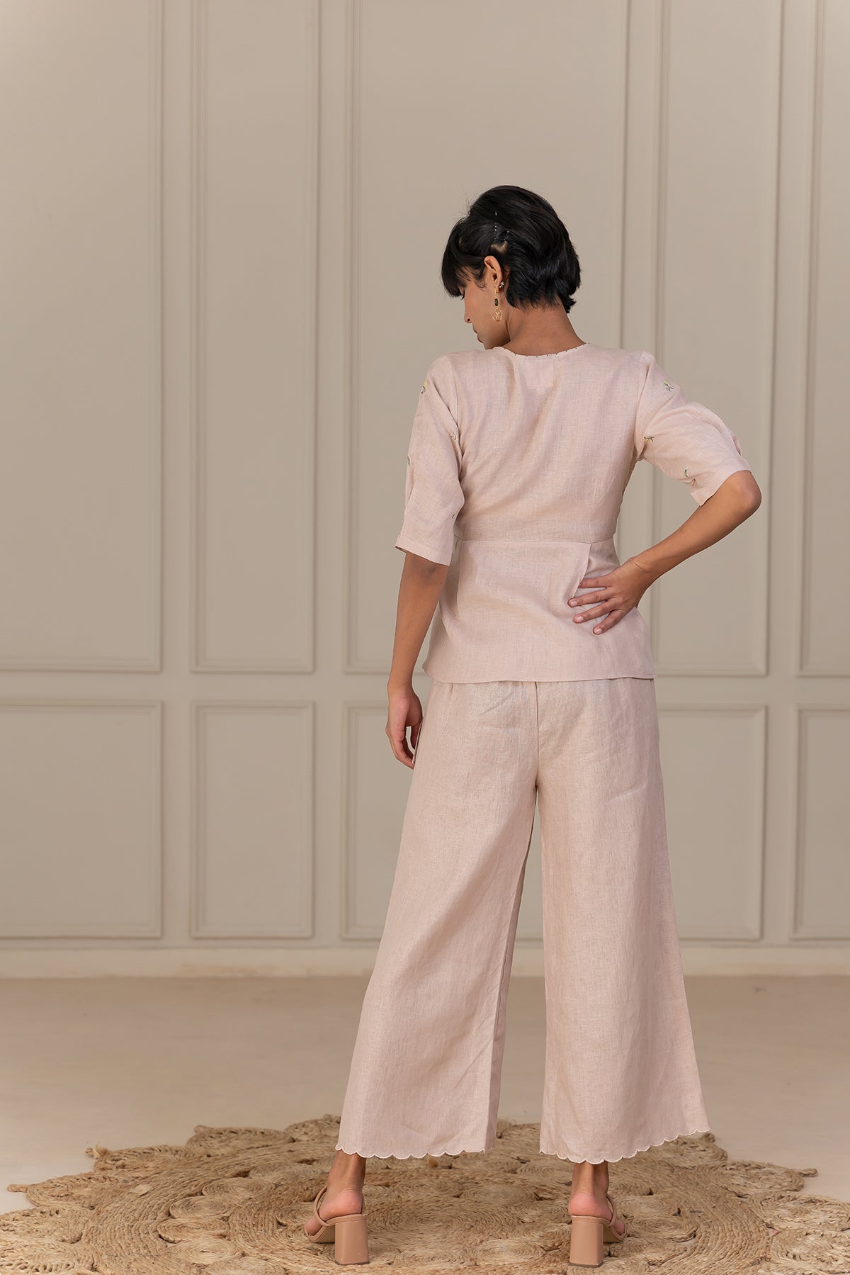 HANNAH LINEN WRAP TOP - Beige