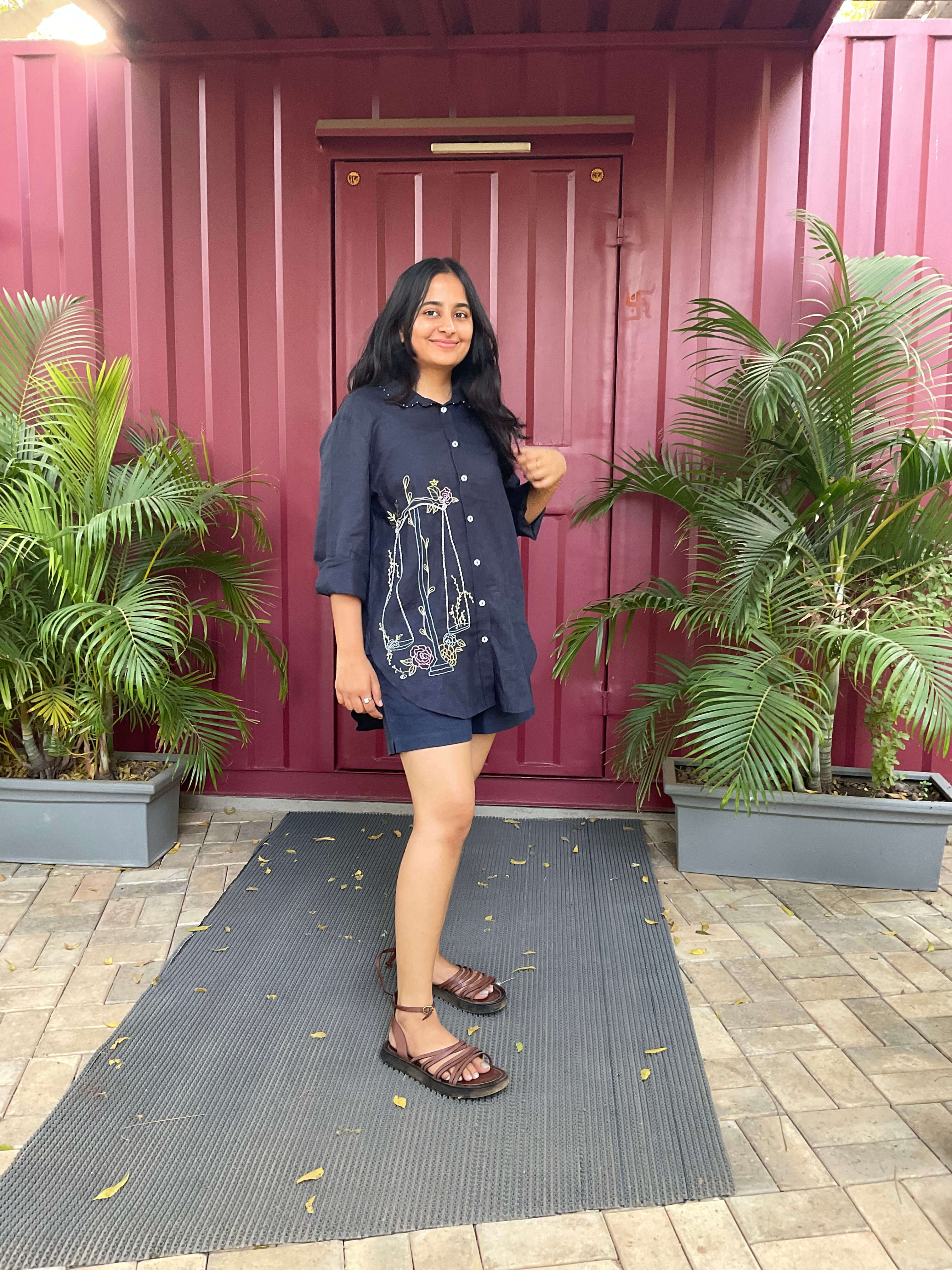 Linen Belt Shorts - Navy Blue