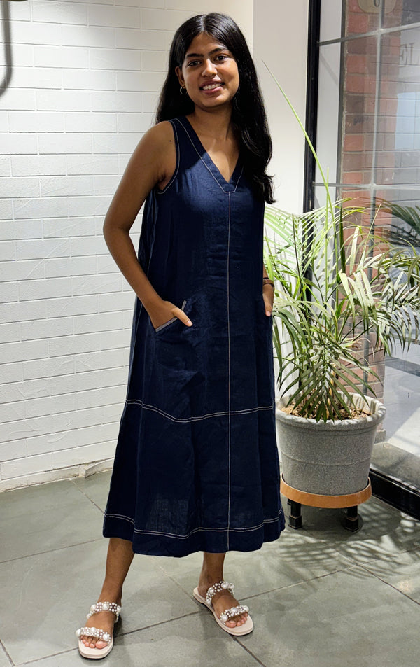 Susan Linen A-Line Sleeveless Dress With Welt Pockets
