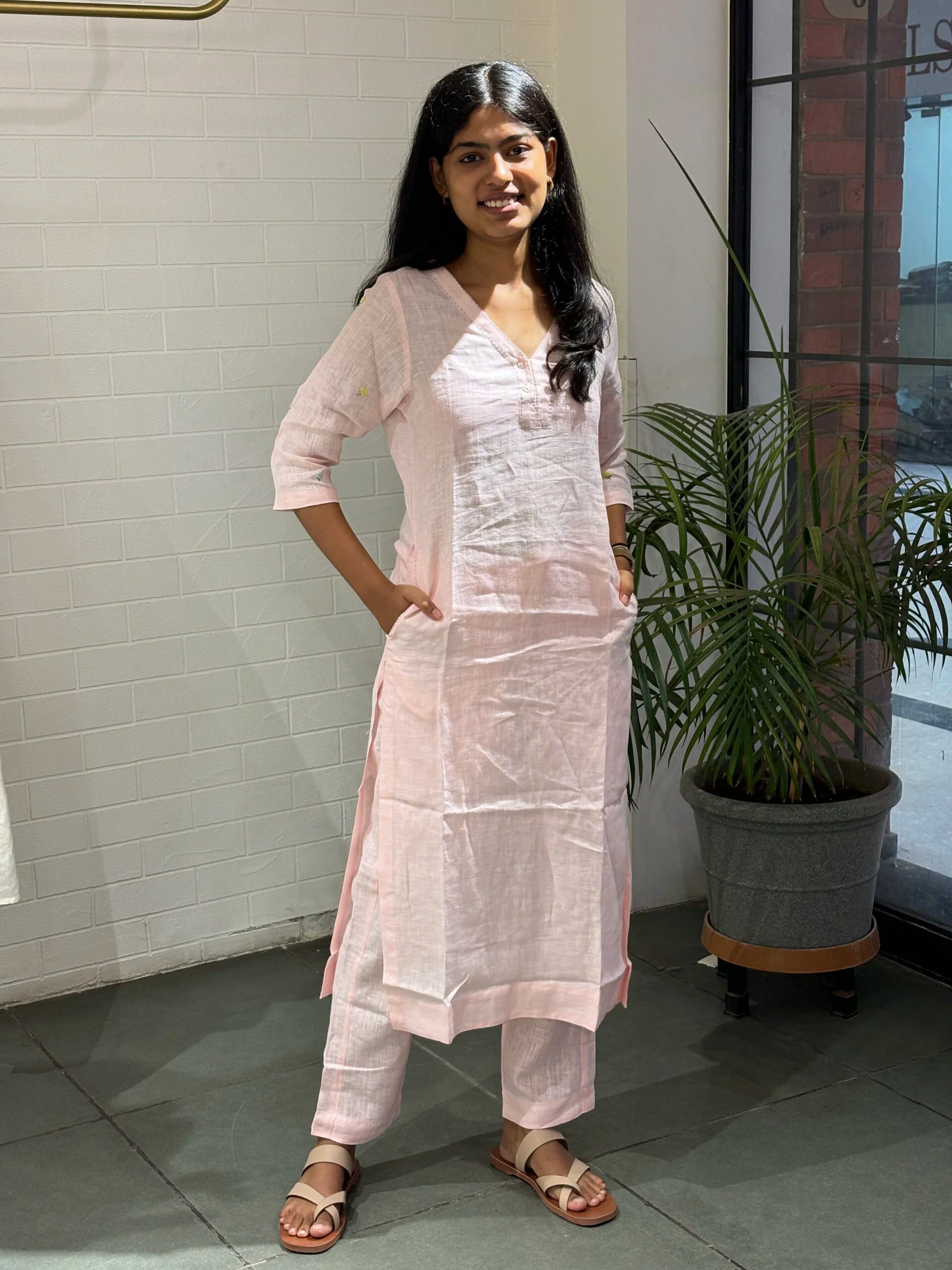 Linen V Neck Kurta - Powder Pink