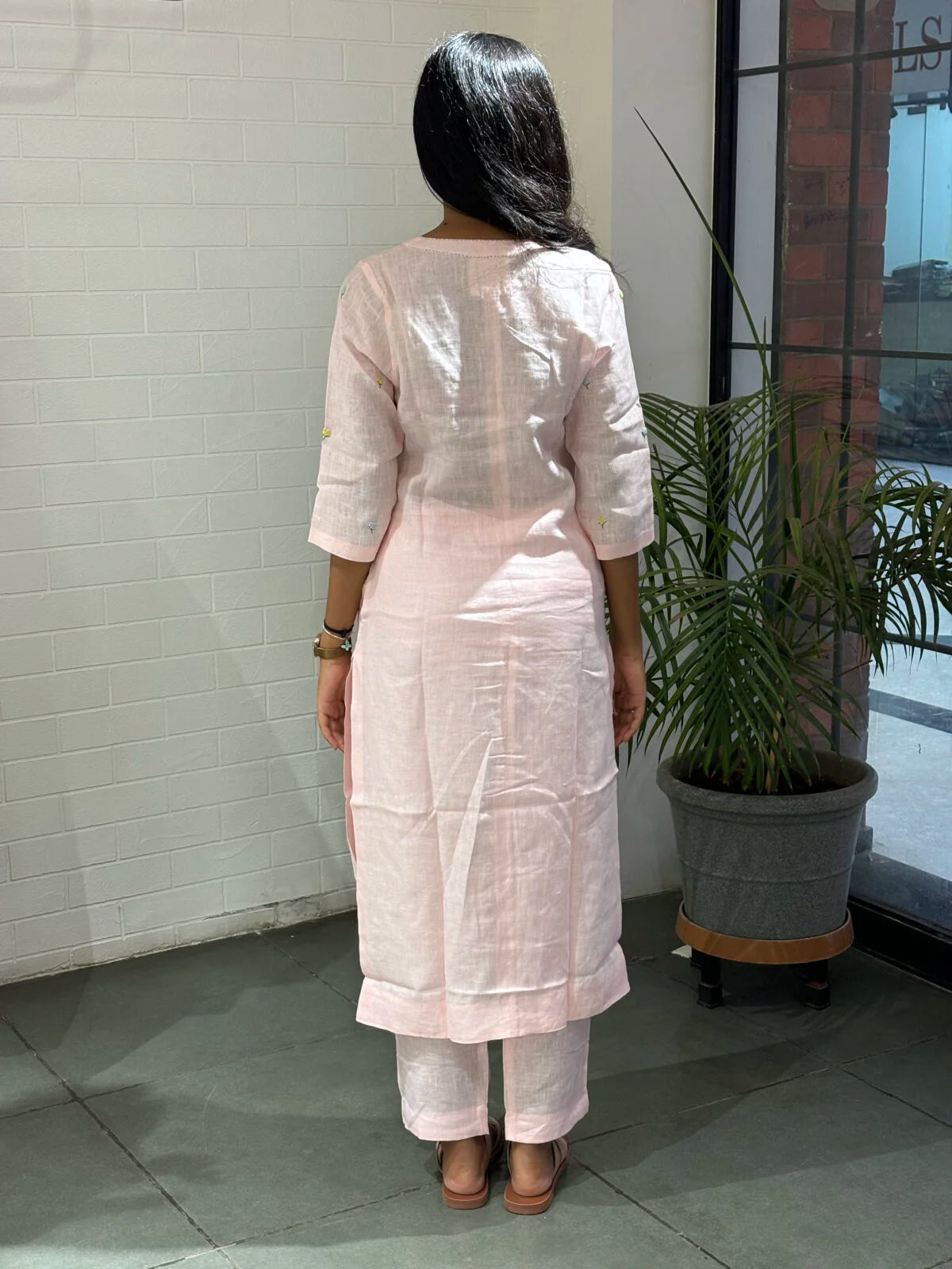 Linen V Neck Kurta - Powder Pink