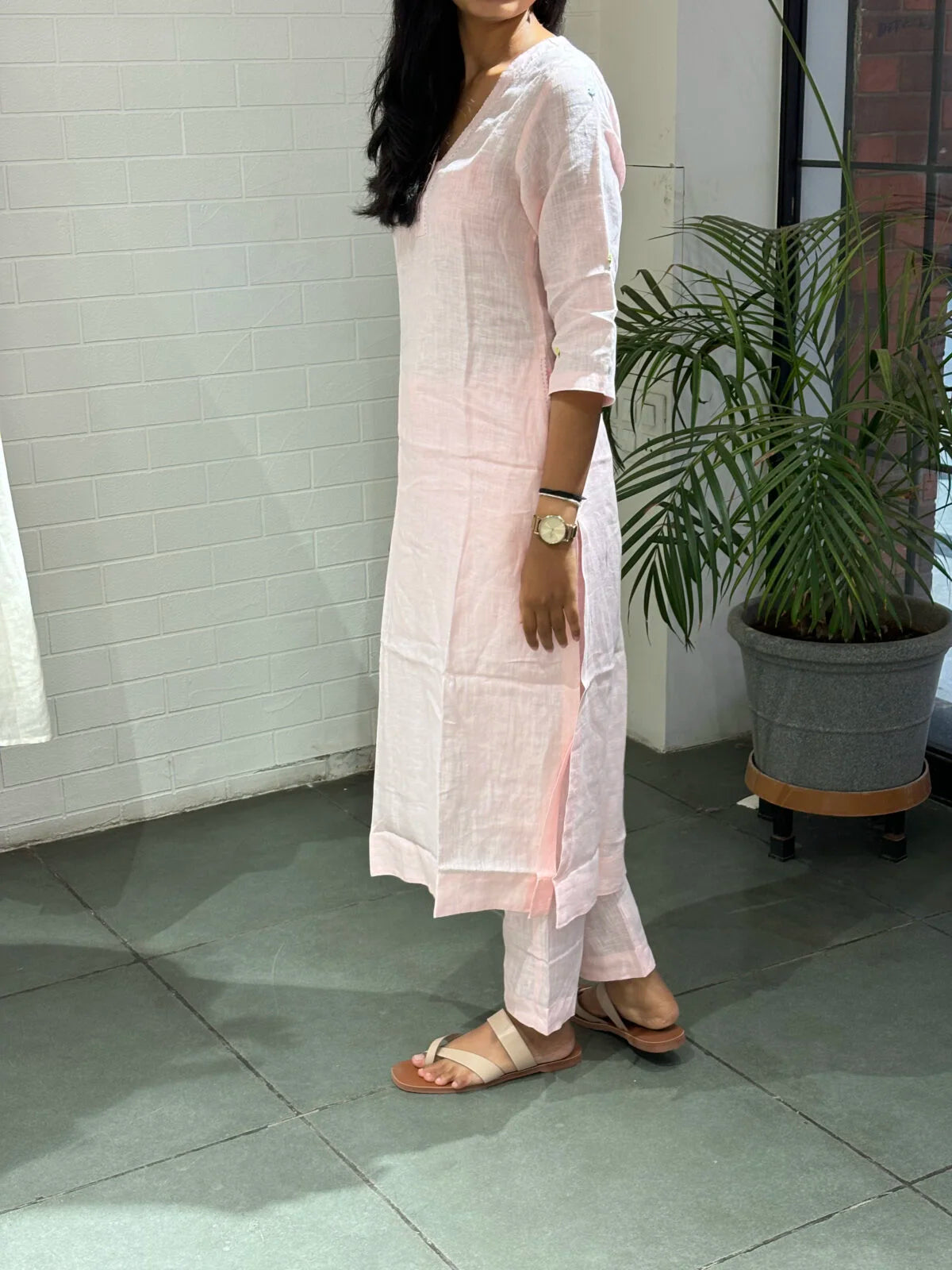Linen V Neck Kurta - Powder Pink