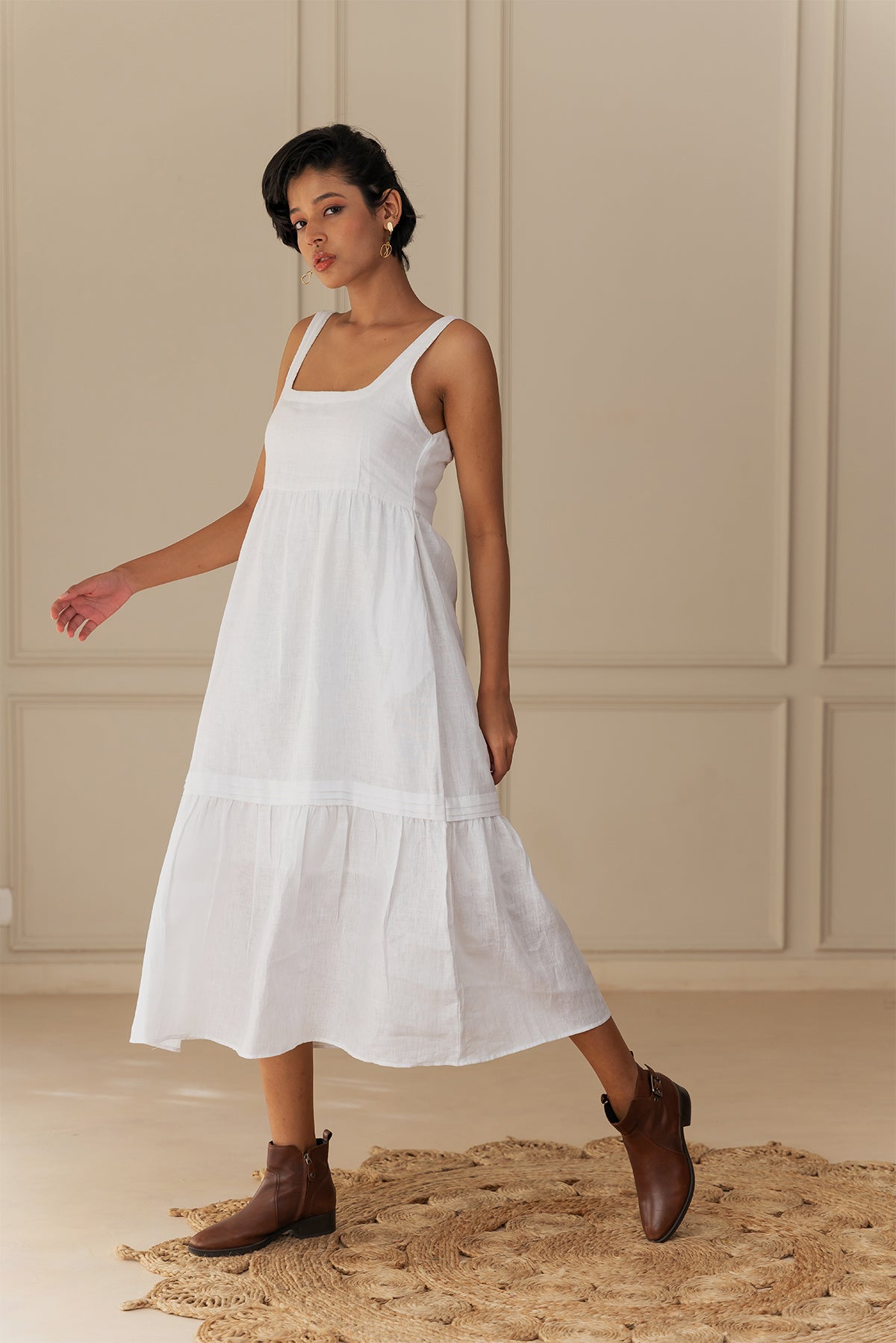 JASELINA LINEN DRESS - White