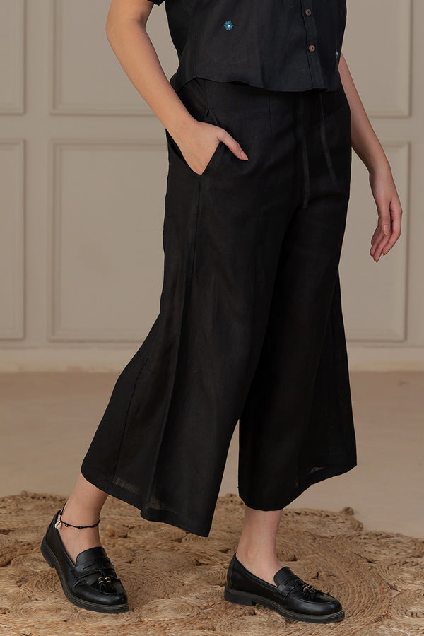KIA LINEN FLARED PANTS -Black