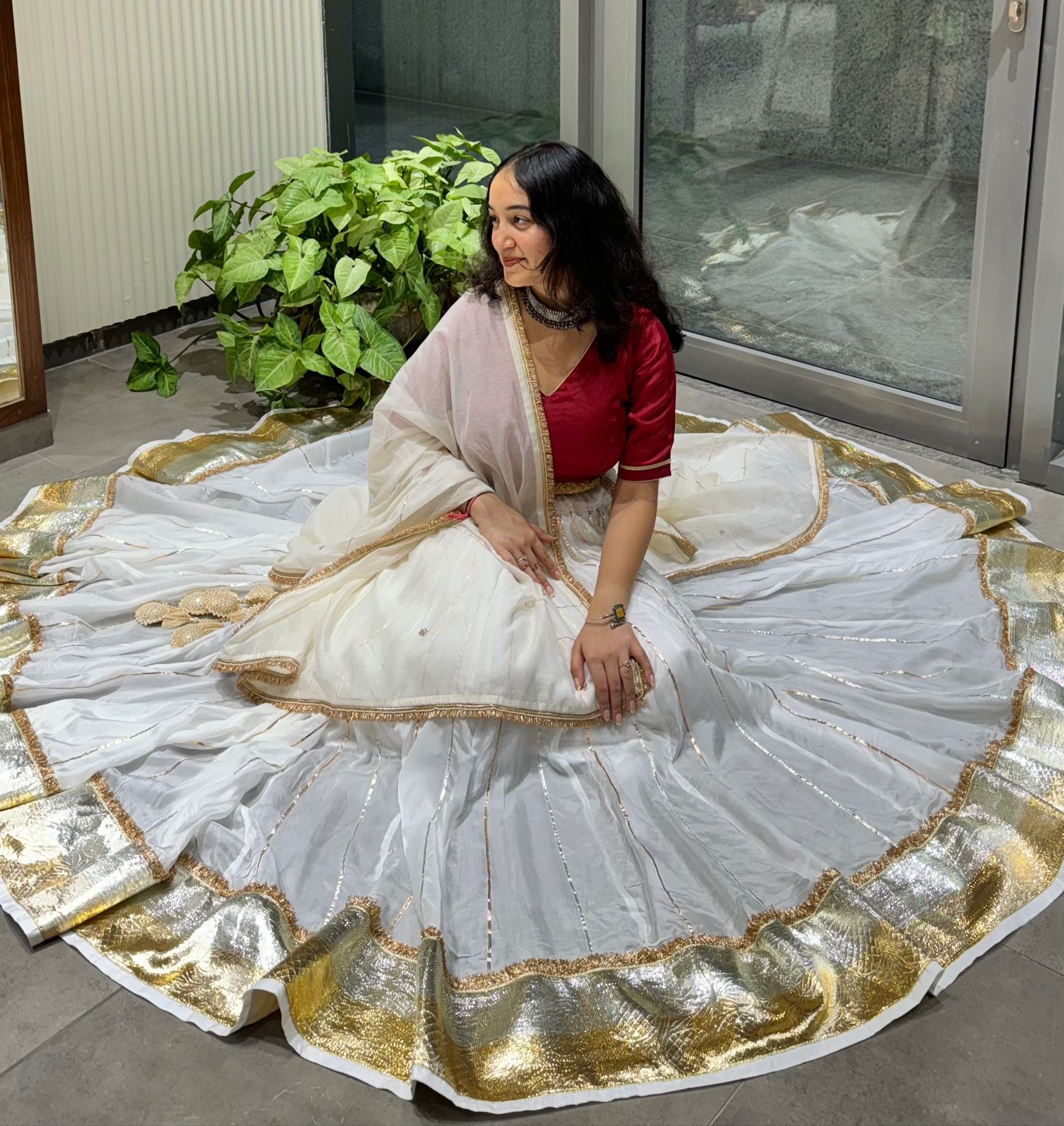 Kali Tui Chaniya- White
