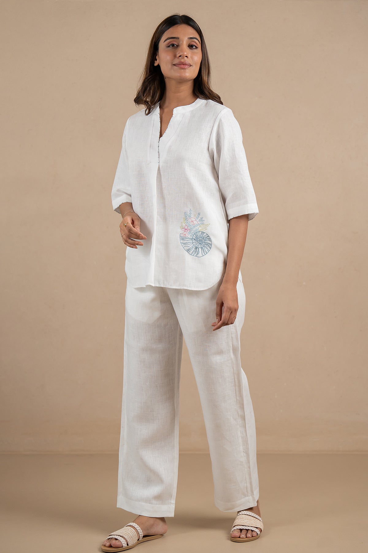 Linen-Delta-Top-Marble-White-