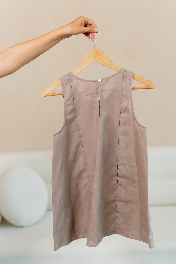 Linen-Sleeveless-Panel-Lace-Top-Mud-