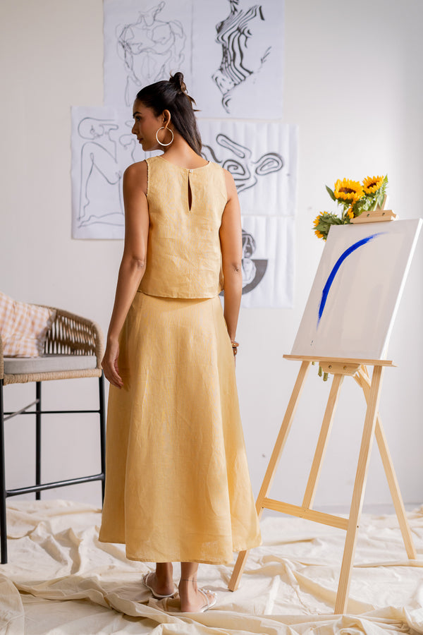 Linen Kylie top- Daisy Yellow
About product: Shop Zebein’s Women’s 100% Pure Linen Kylie Top in Daisy Yellow, designed with breathable natural fabric, functional pockets, and a relaxed contemporary silhouette. A timeless sustainable wardrobe essential for effortless everyday dressing and elevated summer style.