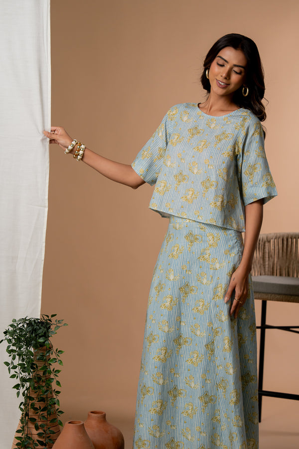 Linen Kylie top - printed Blue
About Product: Shop Zebein’s Women’s 100% Pure Linen Kylie Top in Printed Blue, crafted from breathable sustainable linen with functional pockets and a relaxed contemporary silhouette. Designed for effortless everyday dressing, elevated summer style, and timeless conscious fashion.
