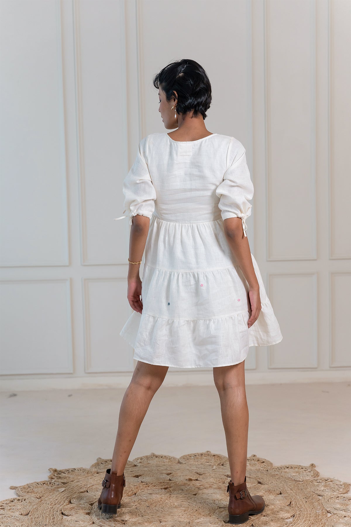 MADONNA LINEN V-NECK DRESS - Off -White