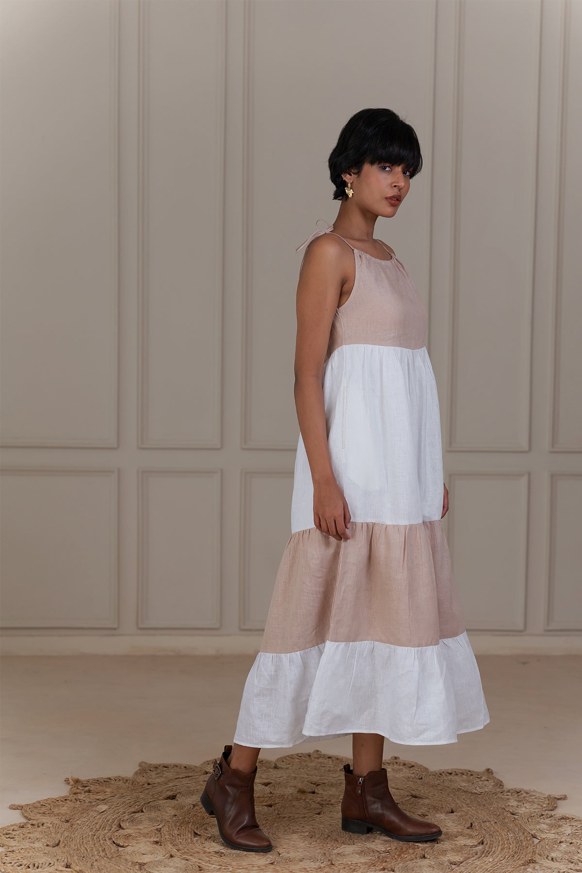 MARLOW LINEN DRESS - Beige and White