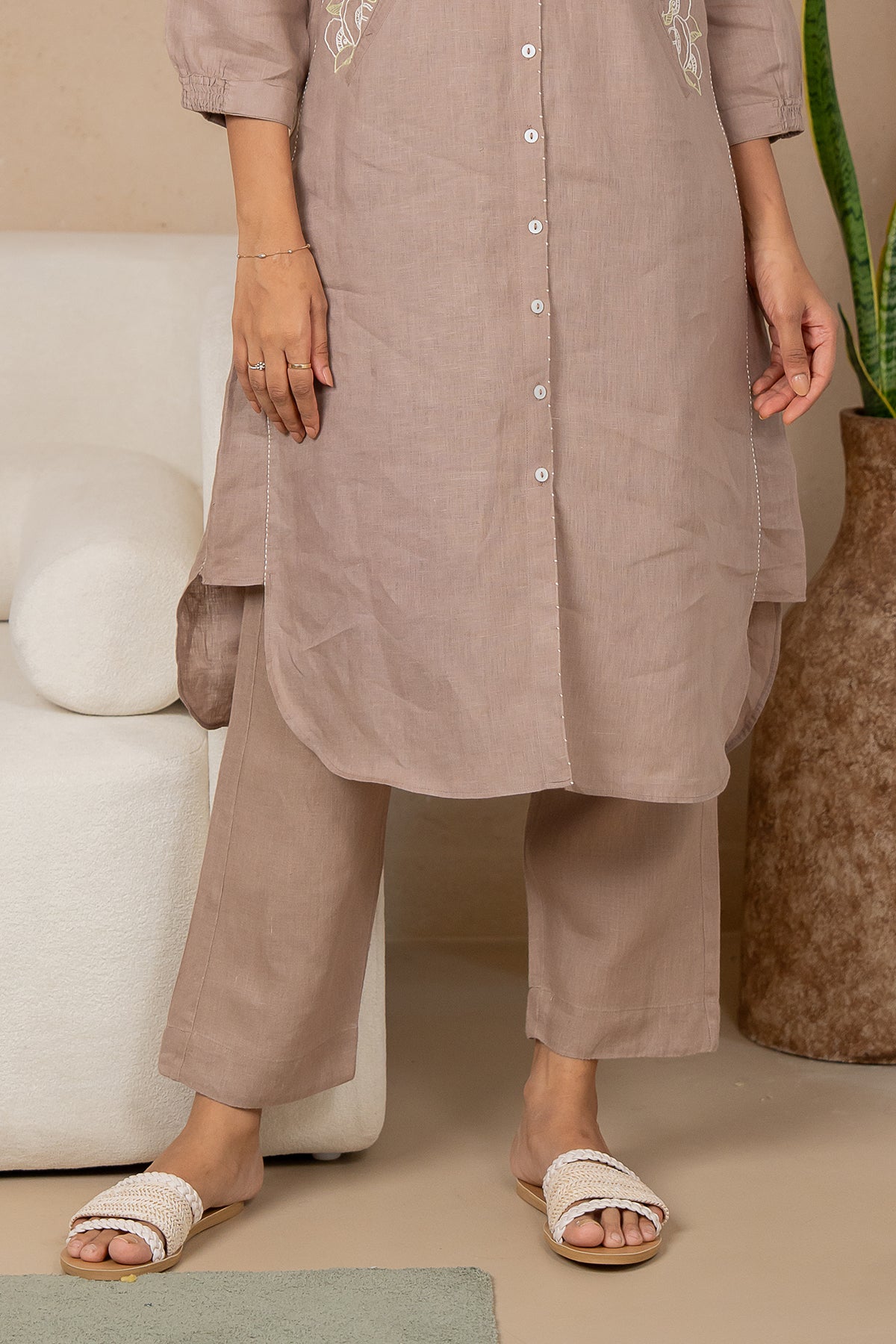 Maya-Linen-Narrow-Pants-Mud-