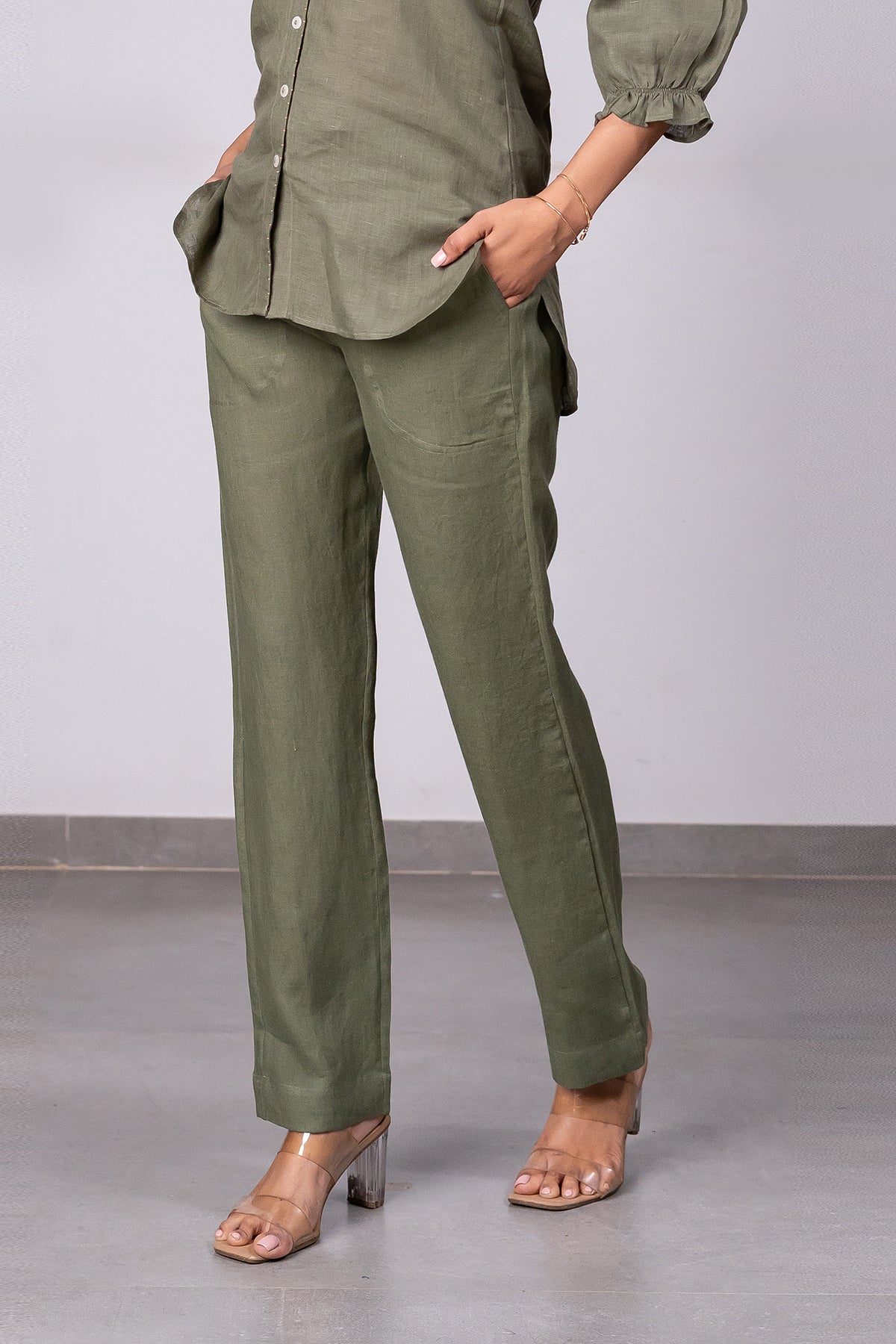Maya Linen Narrow Pants – Olive Green