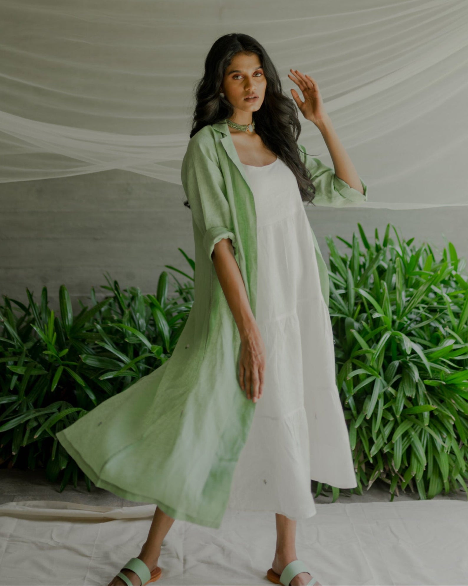 Charlotte Linen Long Overlay - Pista