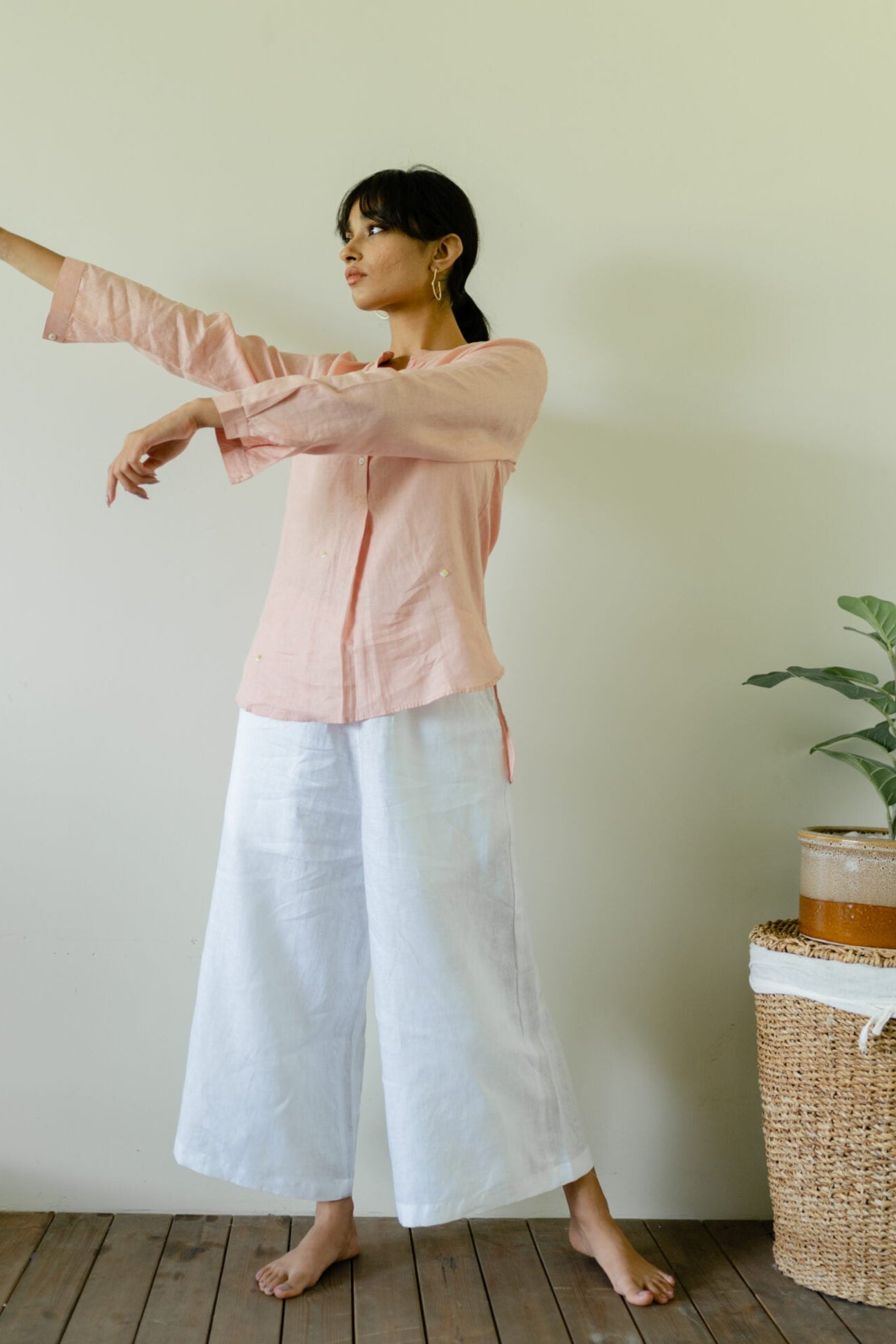 Stella Linen Half Placket Top - Light Pink