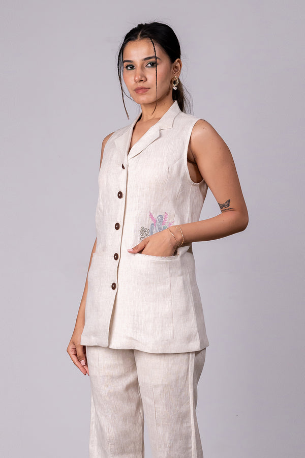 Ruth Linen Sleeveless Blazer with welt pockets - Ecru