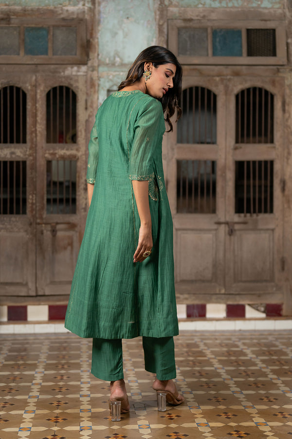 Sadabahar Chanderi silk Kurta and pants - Green