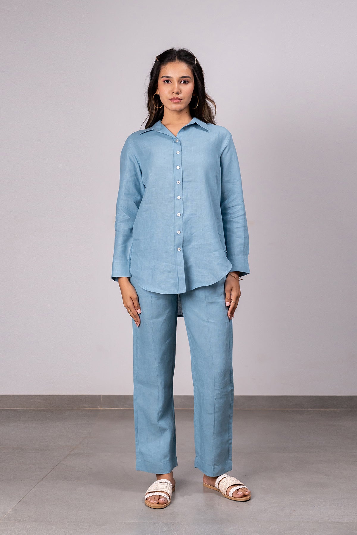 Sandra Linen Curved Hem Shirt - Icy Blue