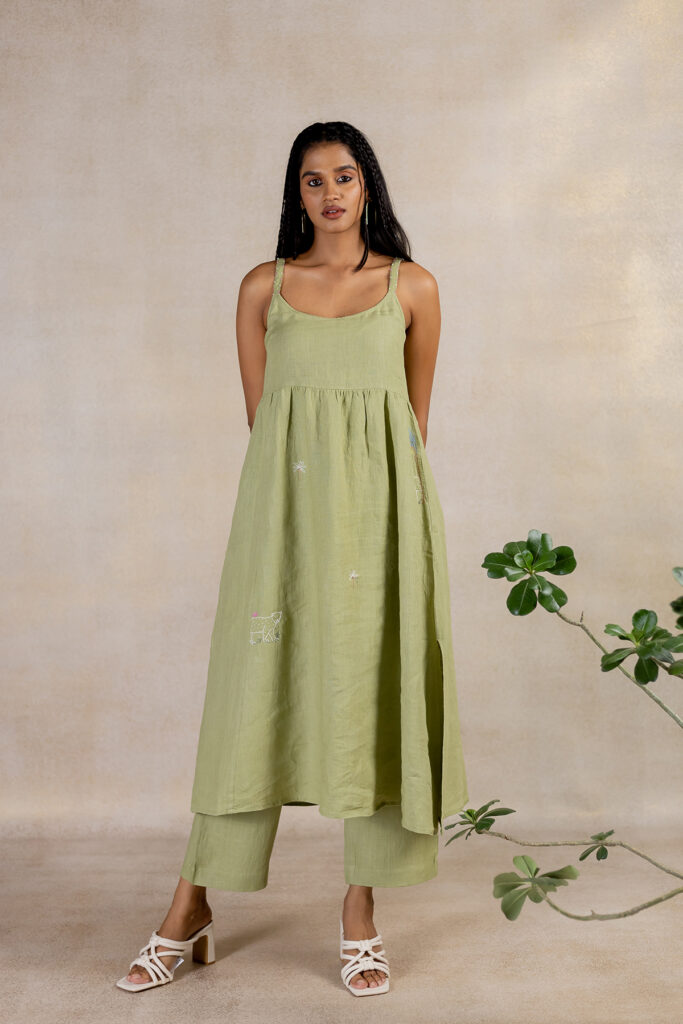 Day 3 – Linen Panel Slip Dress – Meadow Green
